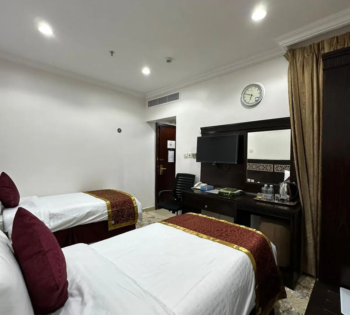 Nuzha Square Hotel Mecca Saudi Arabia