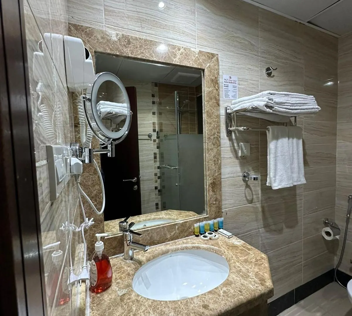 Nuzha Square Hotel Mecca Saudi Arabia